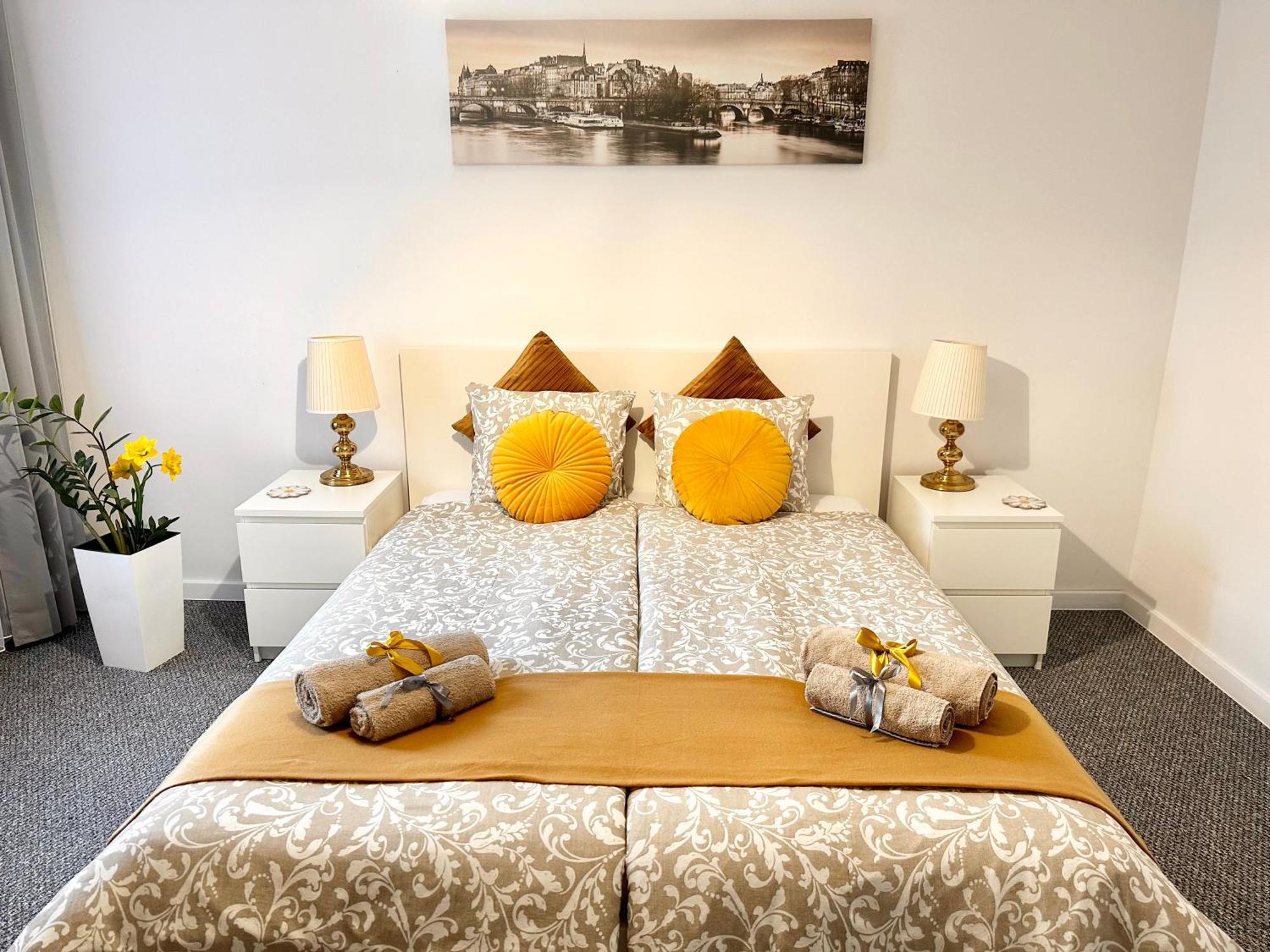 Ostello Grey House Breslavia Esterno foto