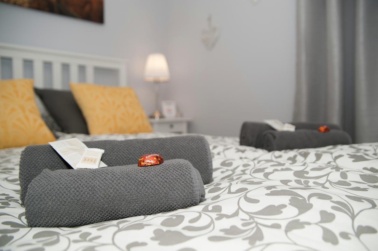 Ostello Grey House Breslavia Esterno foto